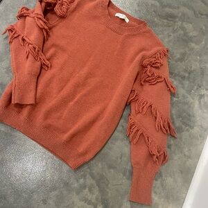 Vine & Love Size S Sweater